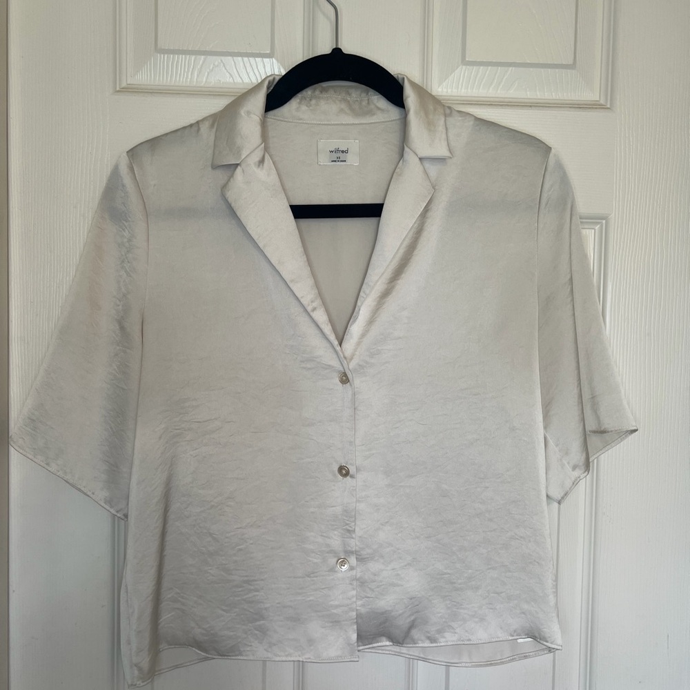 Wilfred Beso Satin Shirt in White